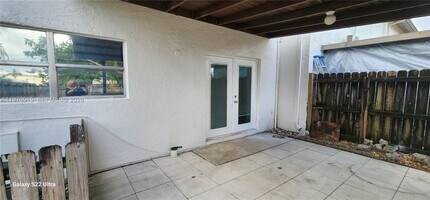 11321 SW 65th St in Miami, FL - Building Photo - Building Photo