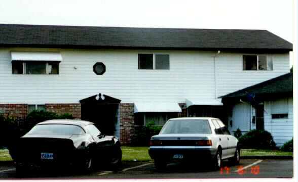 8503-8521 SE Insley St in Portland, OR - Foto de edificio