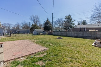 504 Mooreland Dr in Whiteland, IN - Building Photo - Building Photo