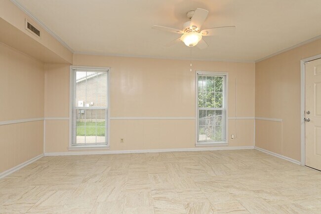 5817 Carriage Brook Rd in Montgomery, AL - Building Photo - Building Photo