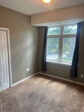 2024 College St in Cedar Falls, IA - Building Photo - Building Photo