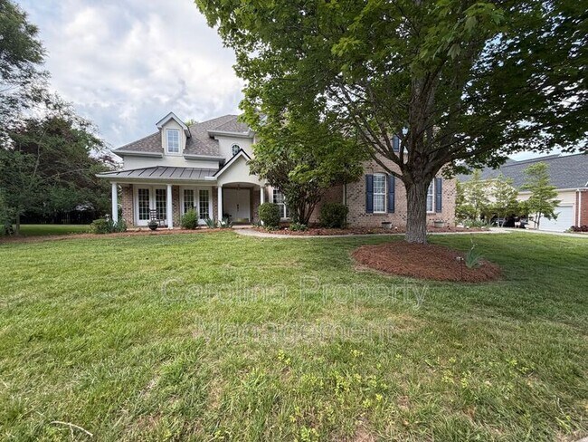 property at 1915 Prima Cornice Ct