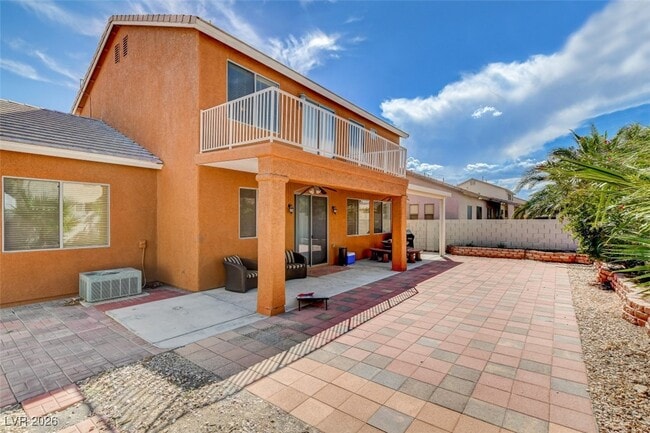 property at 1116 Stoneypeak Ave