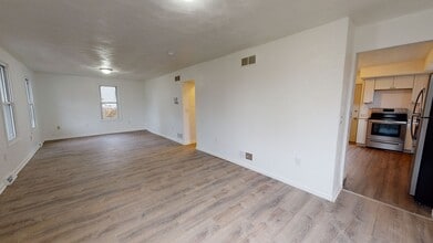 8026 Gladstone Dr in Wendel, PA - Building Photo - Building Photo