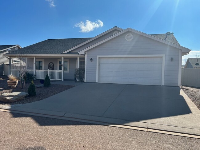 1027 E Monroe St in Snowflake, AZ - Building Photo - Building Photo