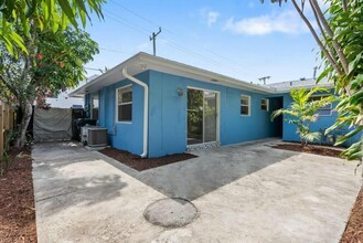 618 3rd Ave S in Lake Worth Beach, FL - Building Photo - Building Photo