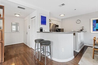 1255 Pennsylvania Ave in Miami Beach, FL - Building Photo - Building Photo