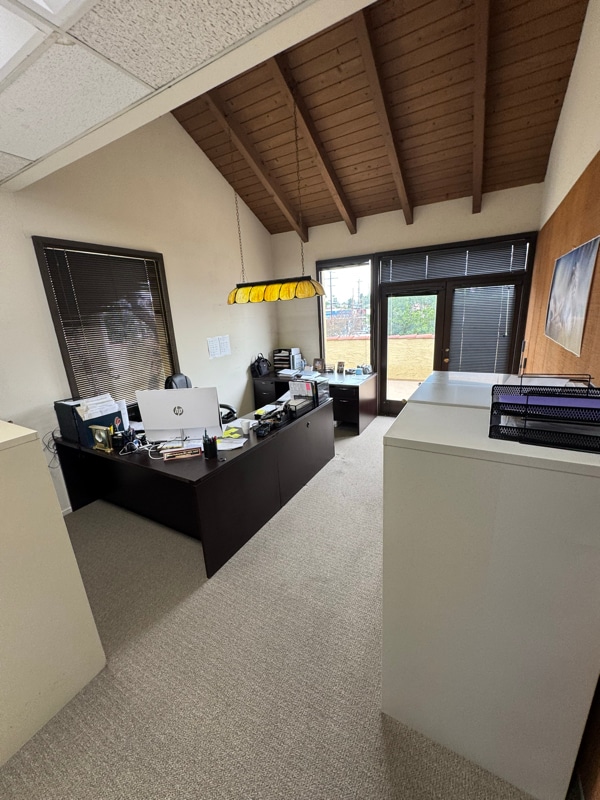 12410 Burbank Blvd in Los Angeles, CA - Building Photo - Building Photo