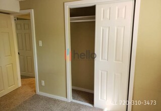 805 Pioneer Ln in Colorado Springs, CO - Building Photo - Building Photo