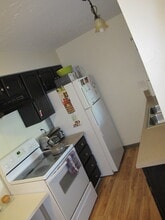 9621 Vinca Cir, Unit F in Charlotte, NC - Building Photo - Building Photo