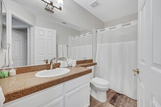 6649 Star View Ct in Las Vegas, NV - Building Photo - Building Photo