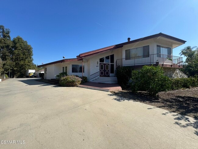 381 Laguna Terrace in Simi Valley, CA - Building Photo - Building Photo