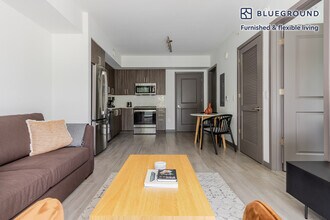 6445 NE 7th Ave in Miami, FL - Building Photo - Building Photo
