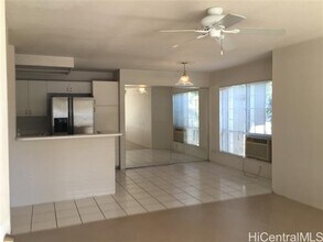 565 Mananai Pl in Honolulu, HI - Building Photo - Building Photo