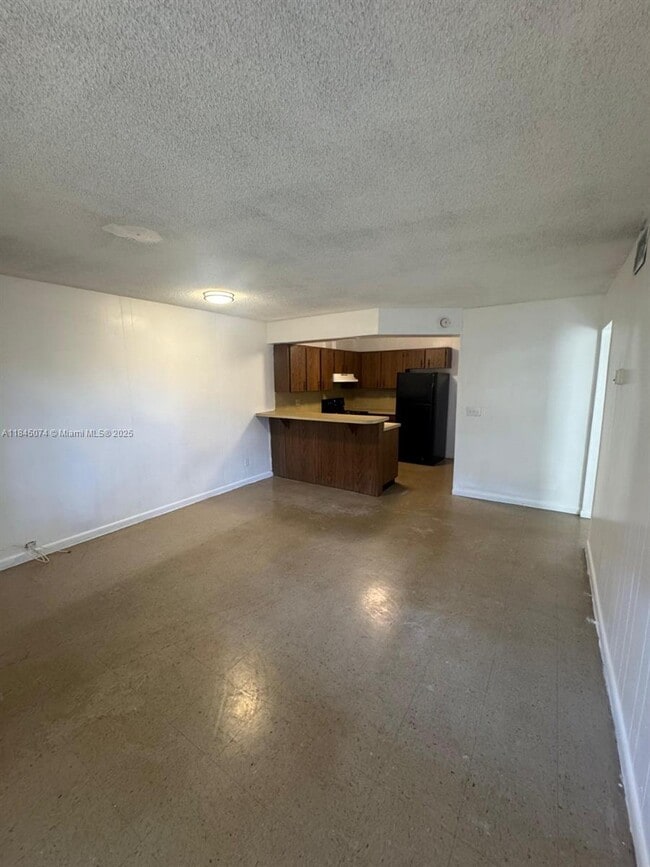 170 W 28th St in Riviera Beach, FL - Building Photo - Building Photo