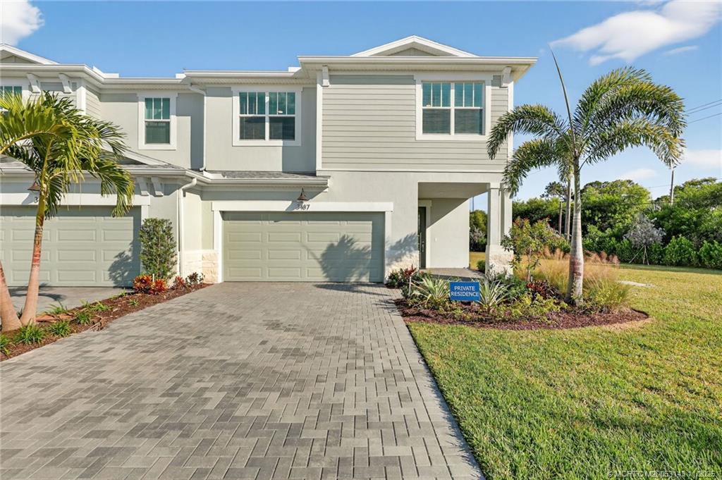 3487 NW Solange Ct in Jensen Beach, FL - Building Photo