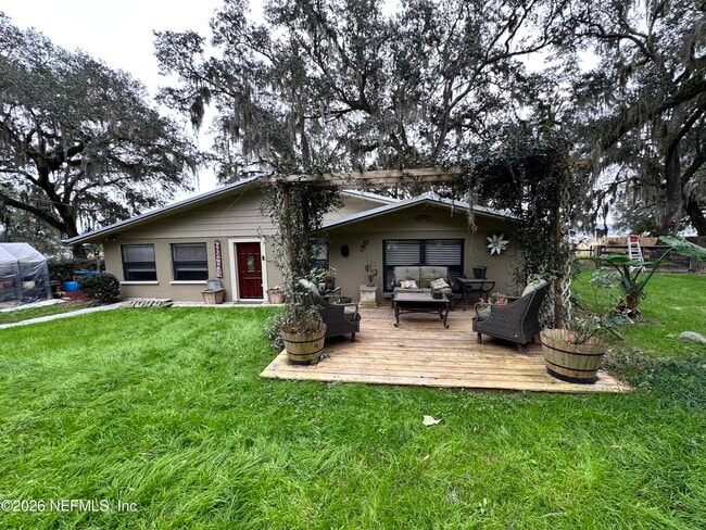 128 Serenity Dr in Melrose, FL - Building Photo - Building Photo