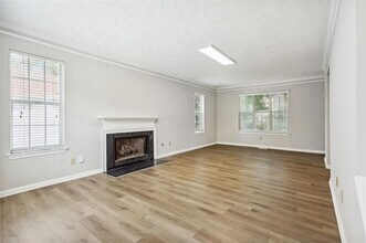 525 Abbotts Hill Ln in Duluth, GA - Building Photo - Building Photo