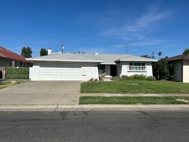 4033 71st St in Sacramento, CA - Building Photo