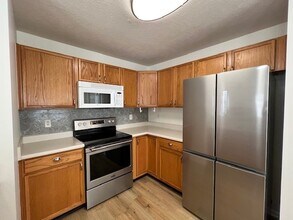 651 Decatur Dr, Unit Westfield Condo in Westfield, IN - Building Photo - Building Photo