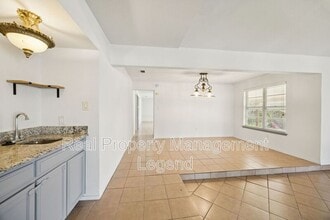 2024 Robinson St in Irving, TX - Building Photo - Building Photo
