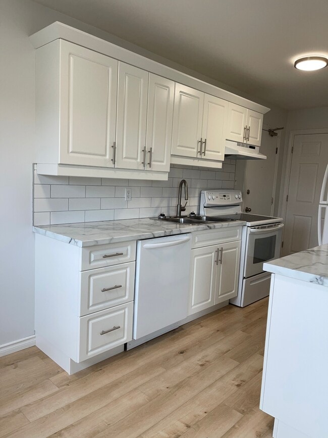 522 Bonita Ave in Saint John, NB - Building Photo - Building Photo