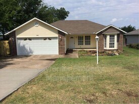 6062 S 31st W Ave in Tulsa, OK - Building Photo