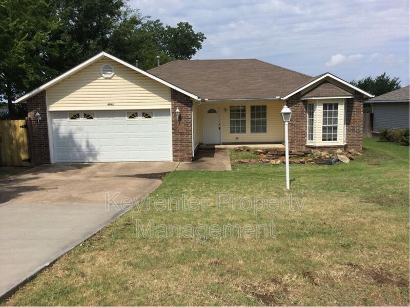 6062 S 31st W Ave in Tulsa, OK - Building Photo