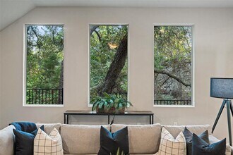 12214 Cottage Promenade Ct in Austin, TX - Building Photo - Building Photo