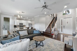 4543 Mediterranean Cir in Palm Beach Gardens, FL - Building Photo - Building Photo