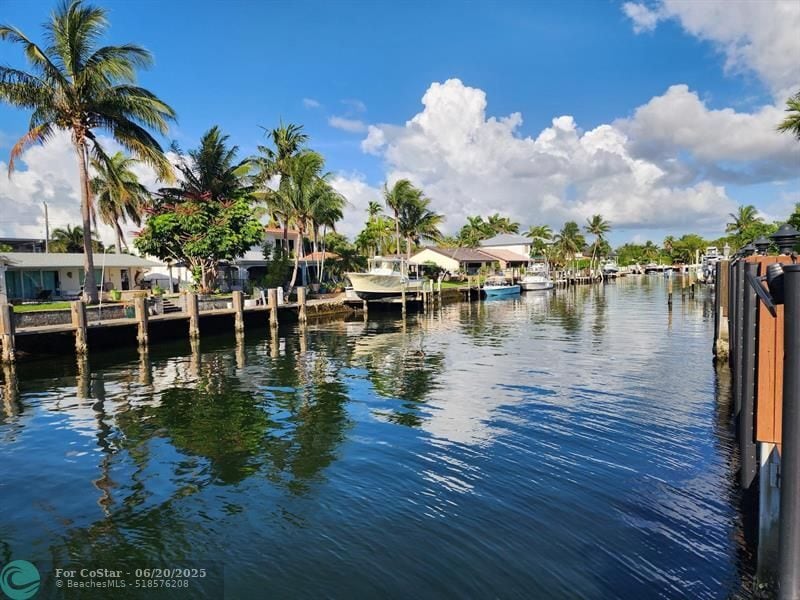 2940 NE 19th St in Pompano Beach, FL - Foto de edificio