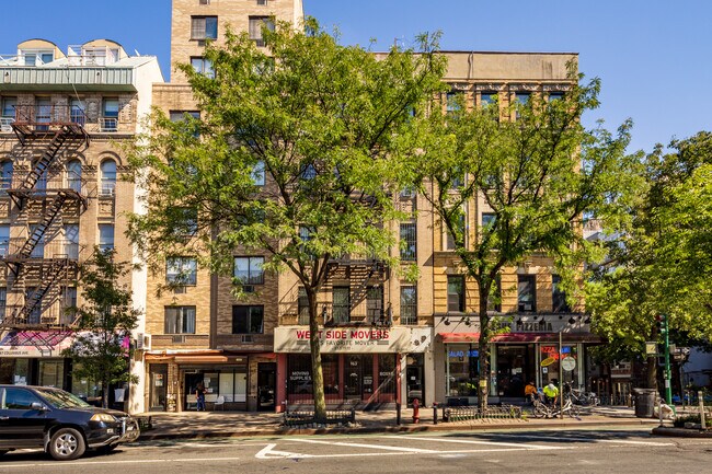 963 Columbus Ave in New York, NY - Foto de edificio - Building Photo