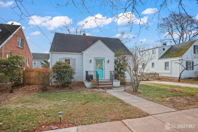 414 Graham St in Highland Park, NJ - Building Photo - Building Photo