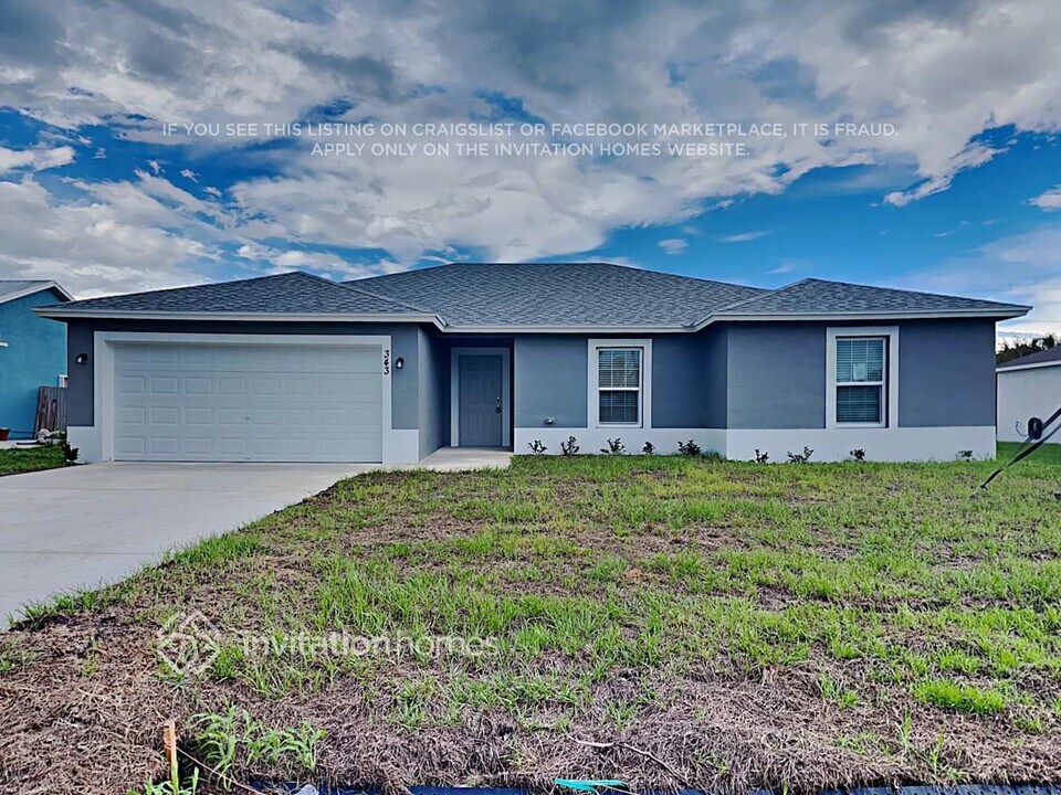 343 SE Yardley Terrace in Port St. Lucie, FL - Building Photo