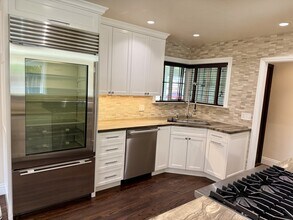 1586 Stapleton Ct in San Jose, CA - Building Photo - Building Photo