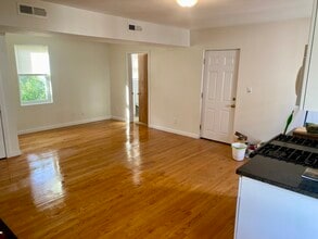 123 Thorndike St, Unit #2L in Cambridge, MA - Foto de edificio - Building Photo