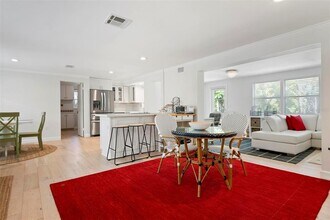 805 Tennessee Ln in Sarasota, FL - Building Photo - Building Photo
