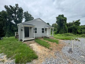 331 Wheeler Ave in High Point, NC - Building Photo