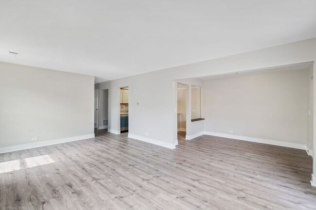 1808 Fayette Walk in Hoffman Estates, IL - Building Photo - Building Photo