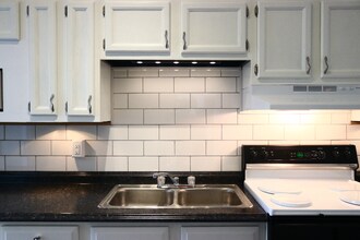 55 W Louther St in Carlisle, PA - Foto de edificio - Building Photo