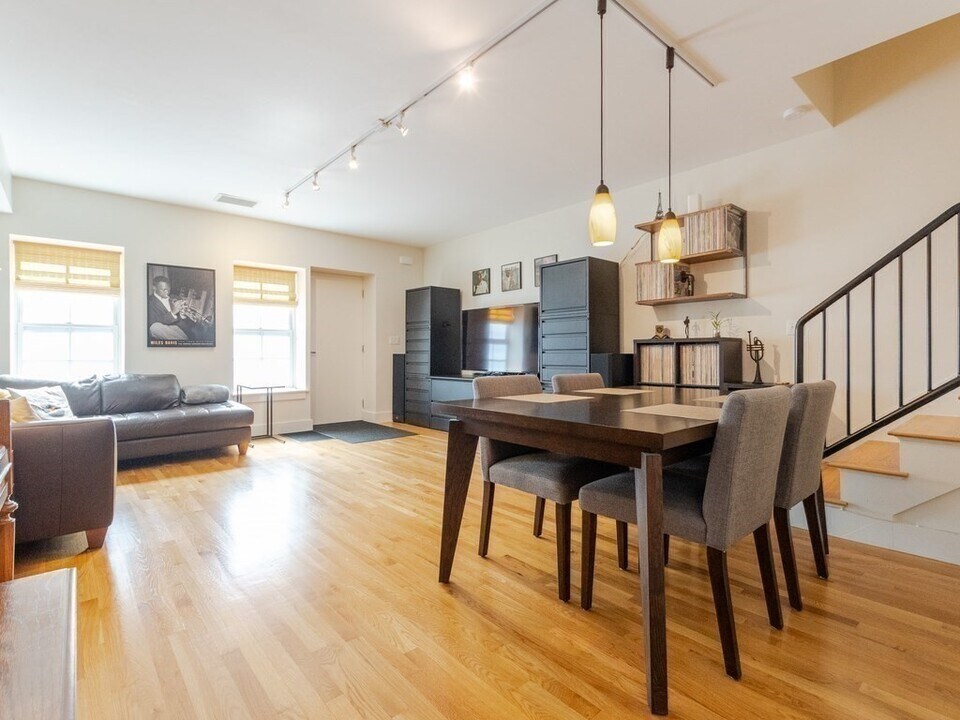 155 Brookline St-Unit -15 in Cambridge, MA - Building Photo