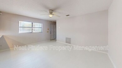 206 Hopkins St in Neptune Beach, FL - Building Photo - Building Photo