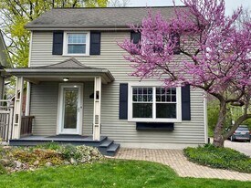 834 S Main St in Ann Arbor, MI - Building Photo