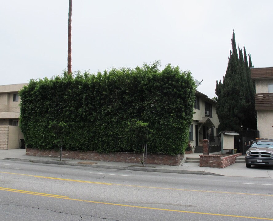 1532 S. Bundy Dr. in Los Angeles, CA - Building Photo