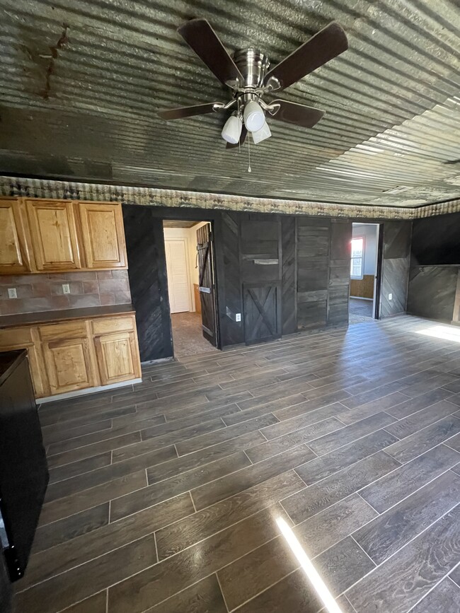 401 E Krebs Ave in Mcalester, OK - Foto de edificio - Building Photo