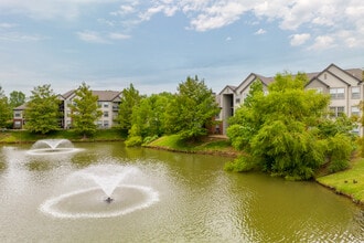 Villas at Aspen Park in Broken Arrow, OK - Building Photo - Building Photo