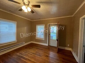 2540 N Broadway Ave in Springfield, MO - Building Photo - Building Photo