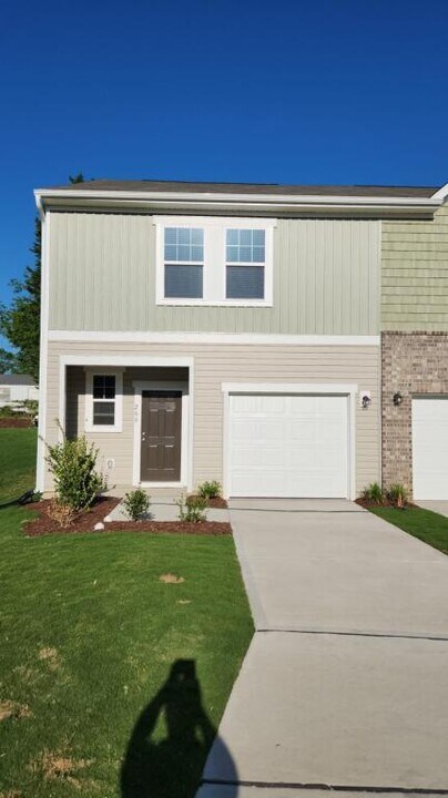 208 Ahava Wy in Greensboro, NC - Building Photo