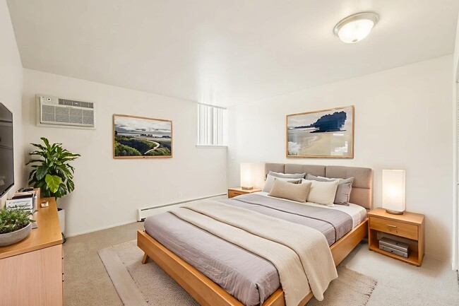 Medical Center Court