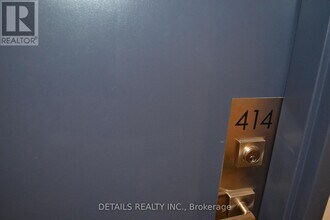 397 Codd's Rd in Ottawa, ON - Building Photo - Building Photo